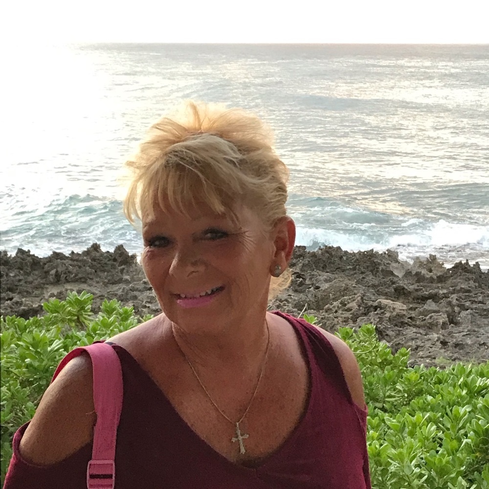 Meet your Posher, Sharon